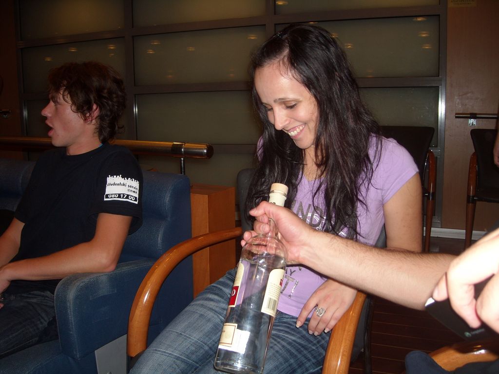 i/Kranj/Absolvent08/01-PotTja/absolvent 1106.jpg